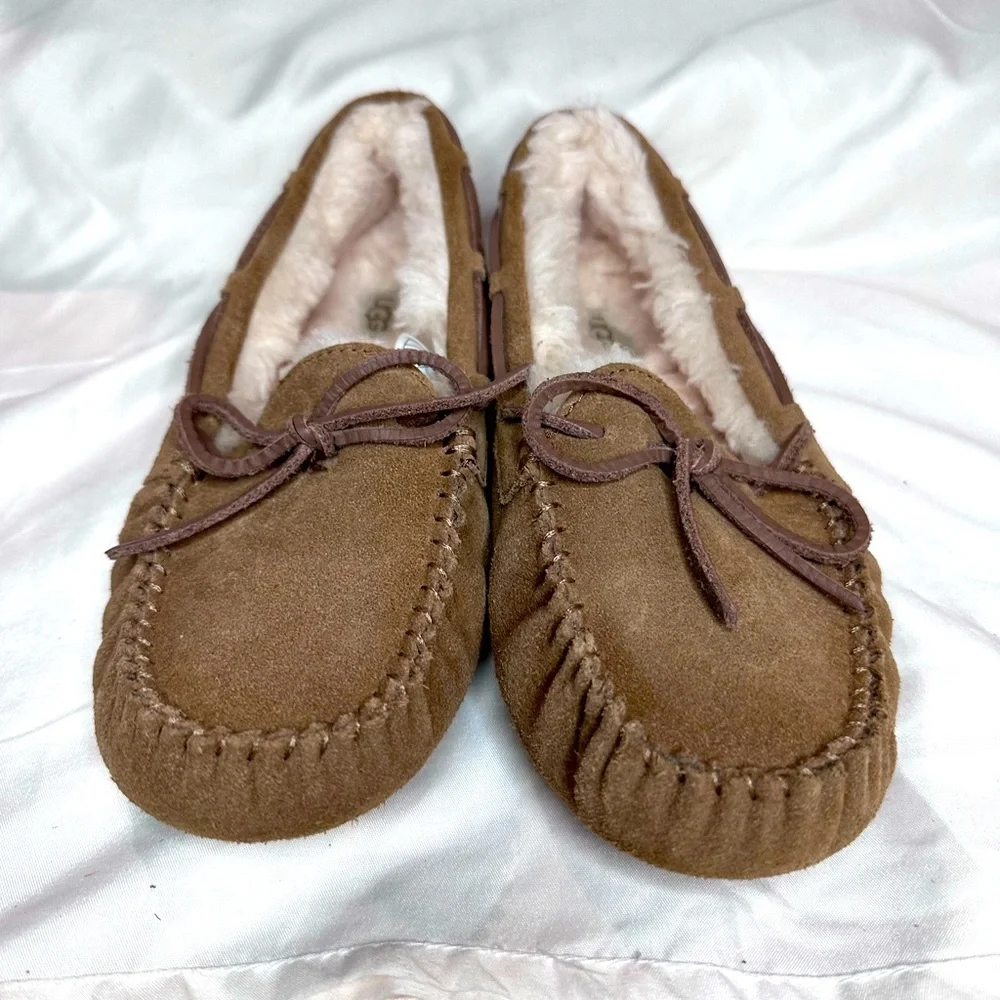 Big Kids Uggs in a sz.4 no box